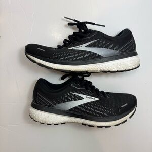 Brooks Ghost 13 Black White Women’s Running Shoes Size 7.5